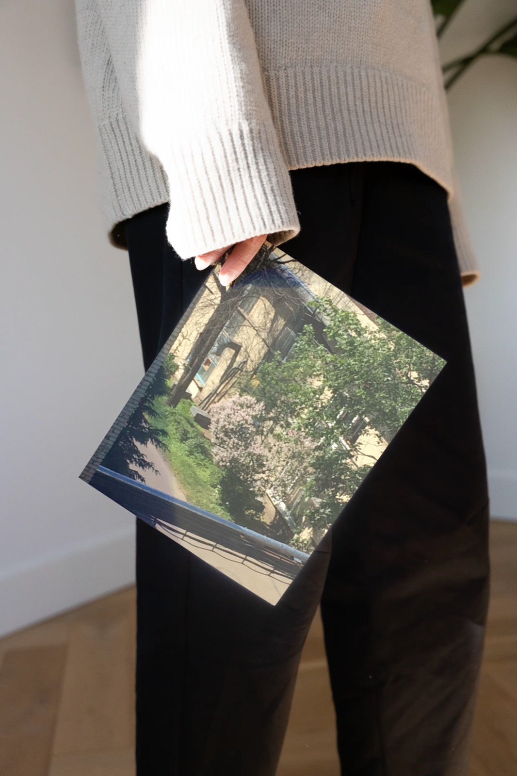 Юрий Гудков. Следи за тем, что видишь. Untitled IV, 40х50 — изображение 3
