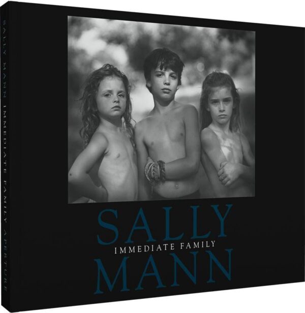 Sally Mann. Immediate Family (твердый переплет)