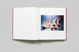 Guy Bourdin. A Message for You — изображение 7
