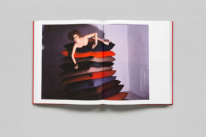 Guy Bourdin. A Message for You — изображение 2