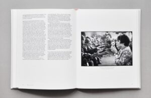 Susan Bright and Hedy van Erp. Photography Decoded — изображение 6
