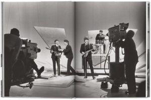 Harry Benson. The Beatles. On the Road 1964-1966 — изображение 4