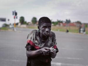 Pieter Hugo. Kin